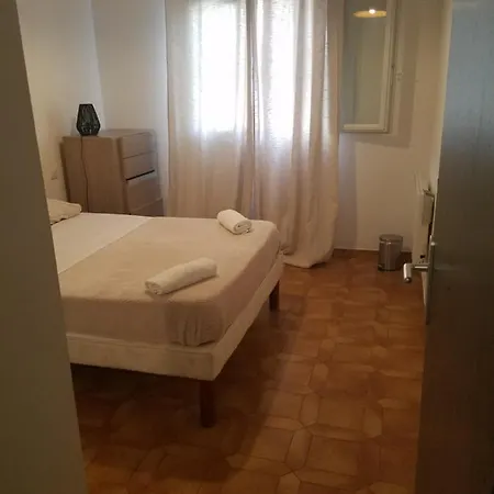 Bed & Breakfast D Hotes A 20 Pas De La *